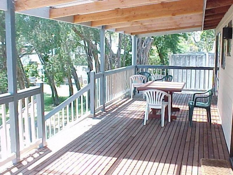 2 Bluff Drive, Loch Sport VIC 3851