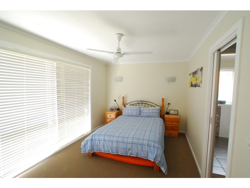 5 Bluff Drive, Loch Sport VIC 3851