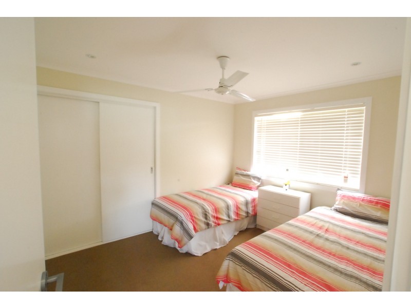 5 Bluff Drive, Loch Sport VIC 3851