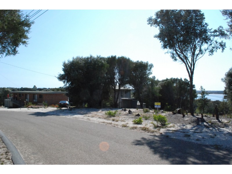 30 White Crescent, Loch Sport VIC 3851