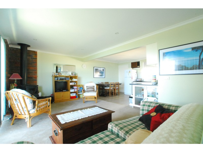 27 Toorak Avenue, Loch Sport VIC 3851