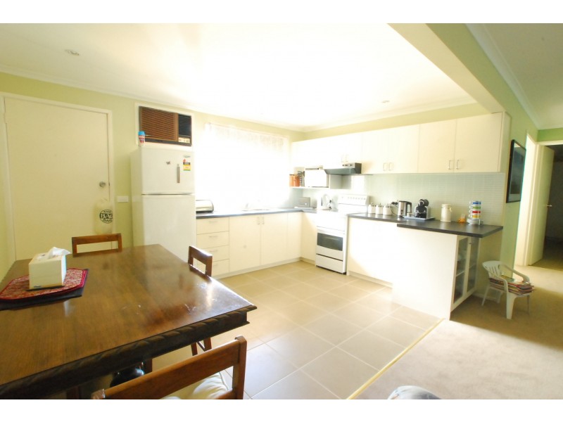 27 Toorak Avenue, Loch Sport VIC 3851