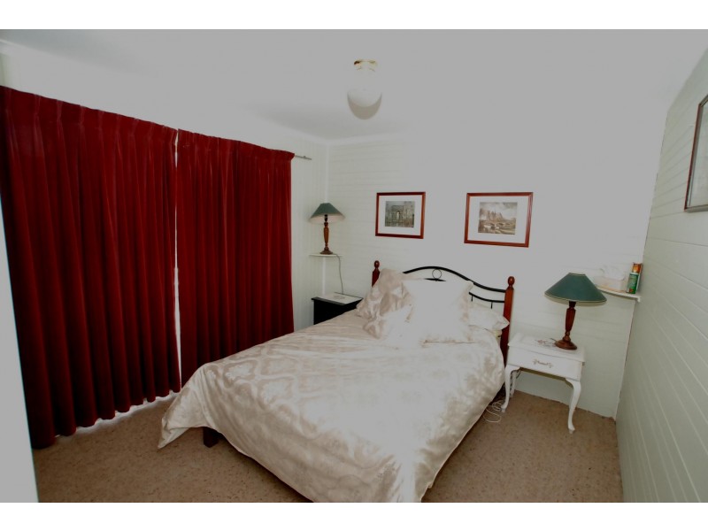 27 Toorak Avenue, Loch Sport VIC 3851