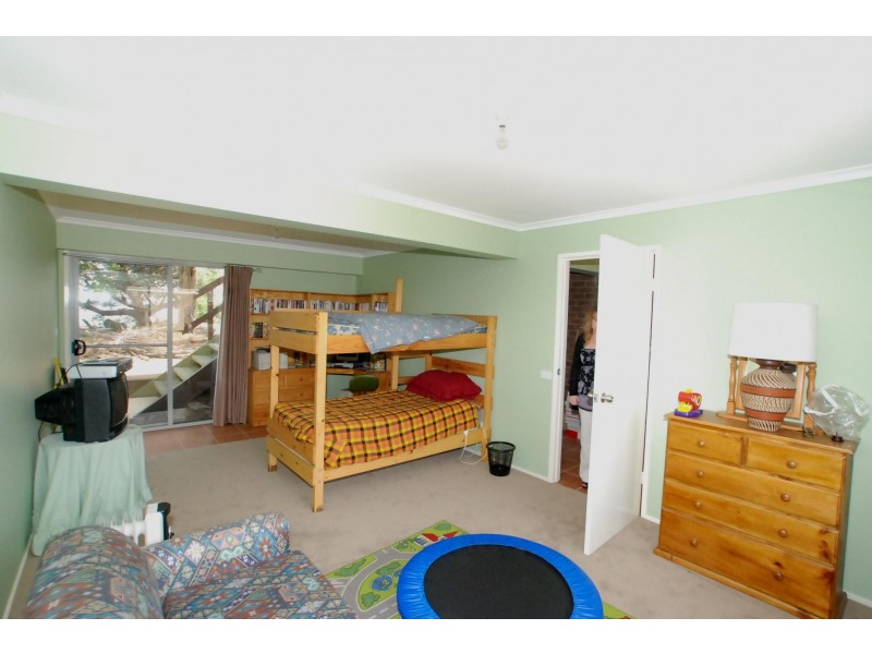 27 Toorak Avenue, Loch Sport VIC 3851