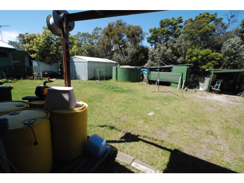 82-84 Toorak Avenue, Loch Sport VIC 3851