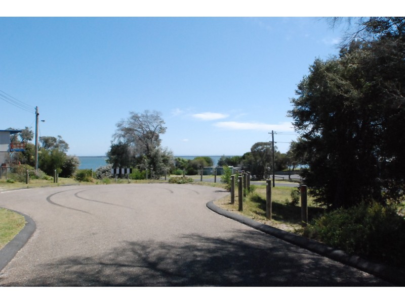30 & 32 Cove Street, Loch Sport VIC 3851