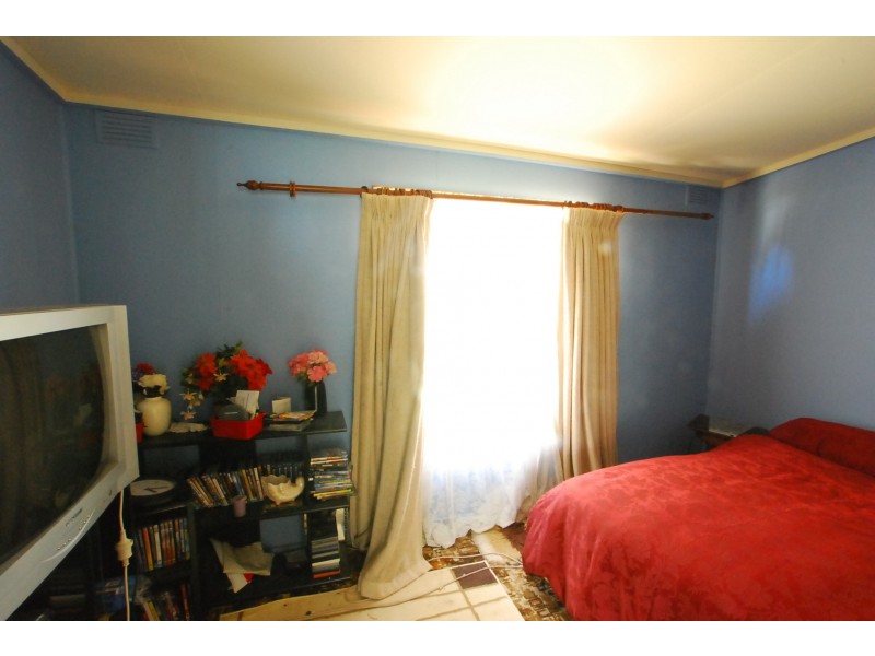 11 Sanctuary Road, Loch Sport VIC 3851