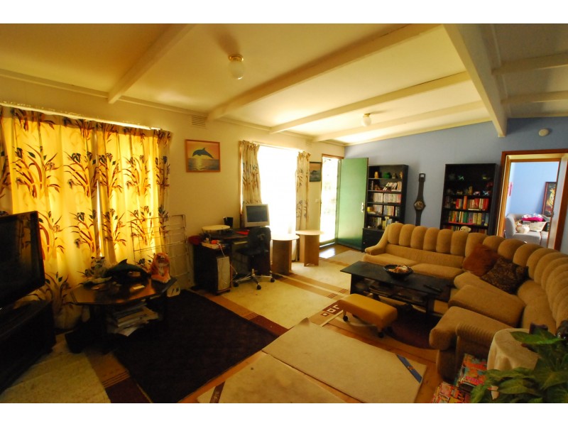 11 Sanctuary Road, Loch Sport VIC 3851