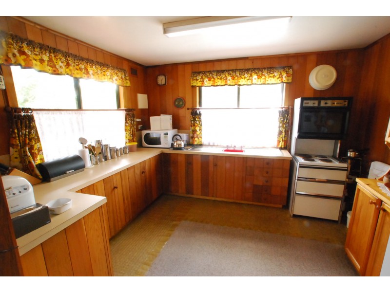 78 Wattle Grove, Loch Sport VIC 3851