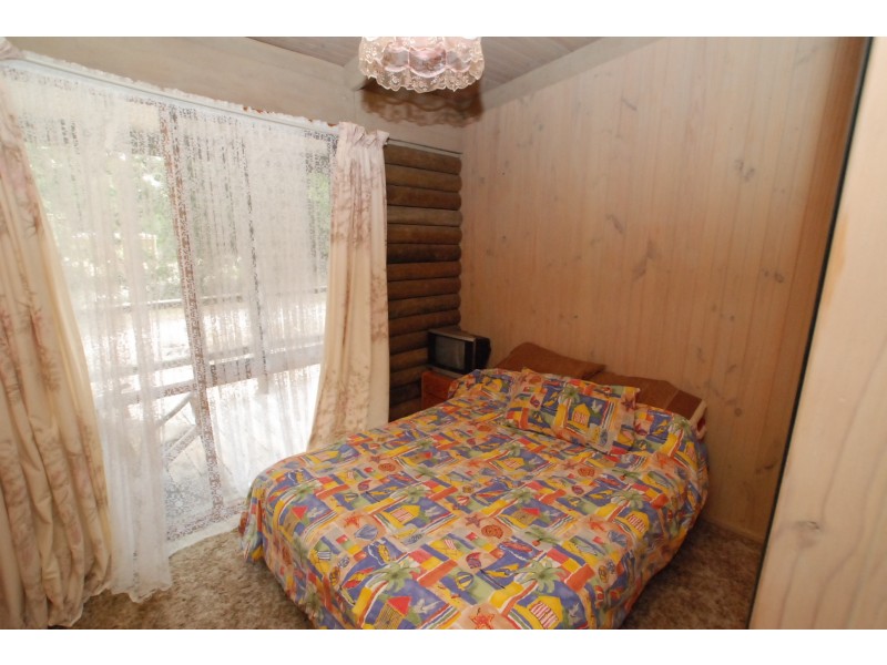 10 Catherine Court, Loch Sport VIC 3851