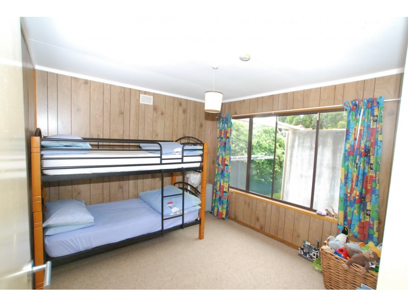 44 National Park Road, Loch Sport VIC 3851