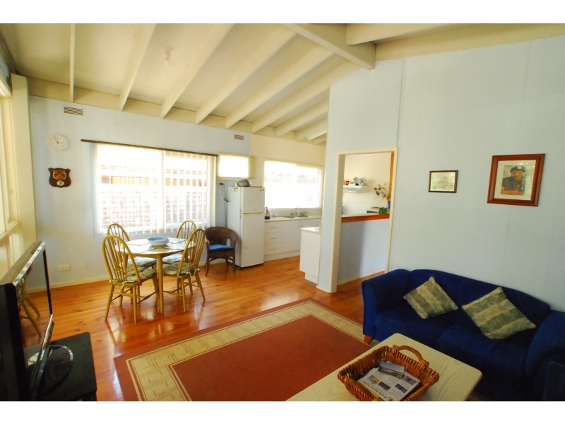 89 Campbell Street, Loch Sport VIC 3851