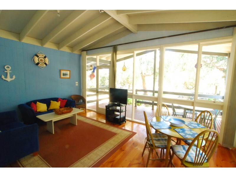 89 Campbell Street, Loch Sport VIC 3851