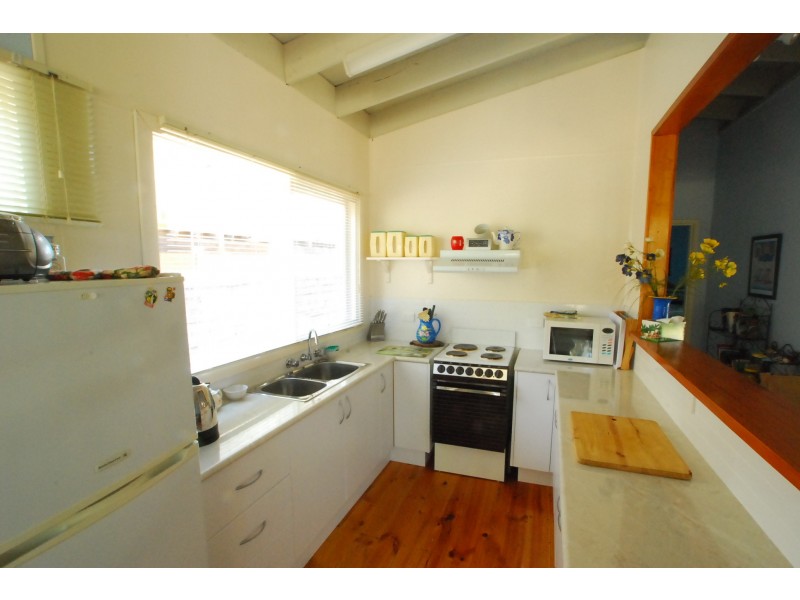 89 Campbell Street, Loch Sport VIC 3851