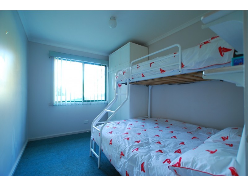 10 Bluff Drive, Loch Sport VIC 3851