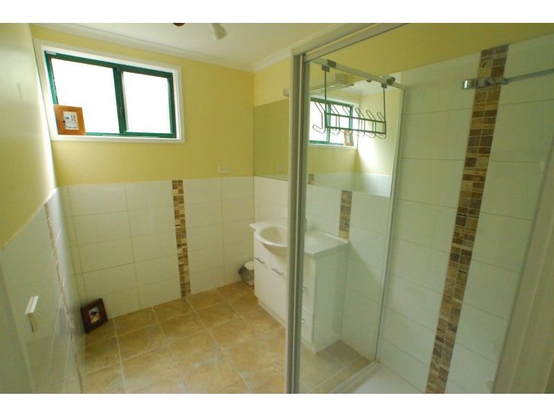 10 Bluff Drive, Loch Sport VIC 3851