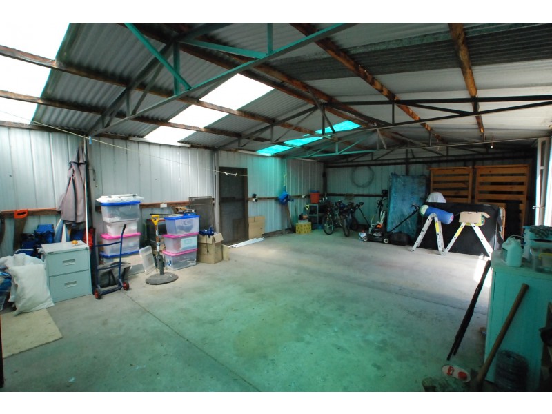 18 Bernadette Avenue, Loch Sport VIC 3851