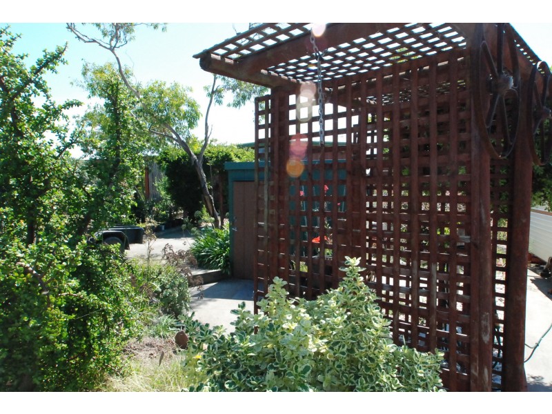 169-171 National Park Road, Loch Sport VIC 3851