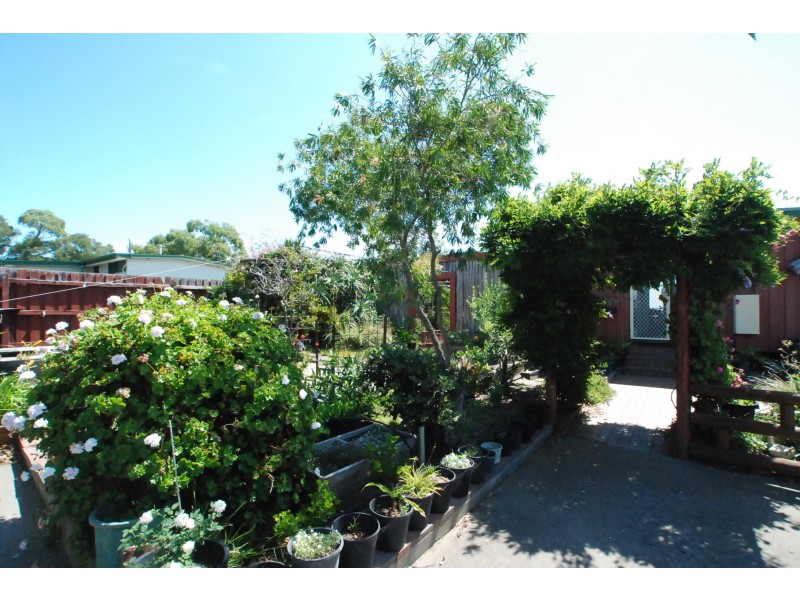 169-171 National Park Road, Loch Sport VIC 3851