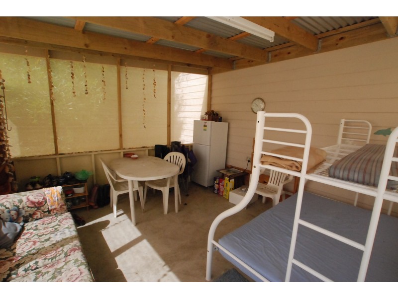 10 Cove Street, Loch Sport VIC 3851