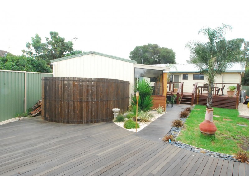 19 Thriptomene Street, Loch Sport VIC 3851