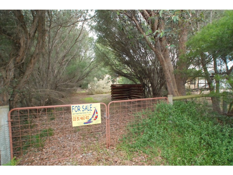 104 Campbell Street, Loch Sport VIC 3851