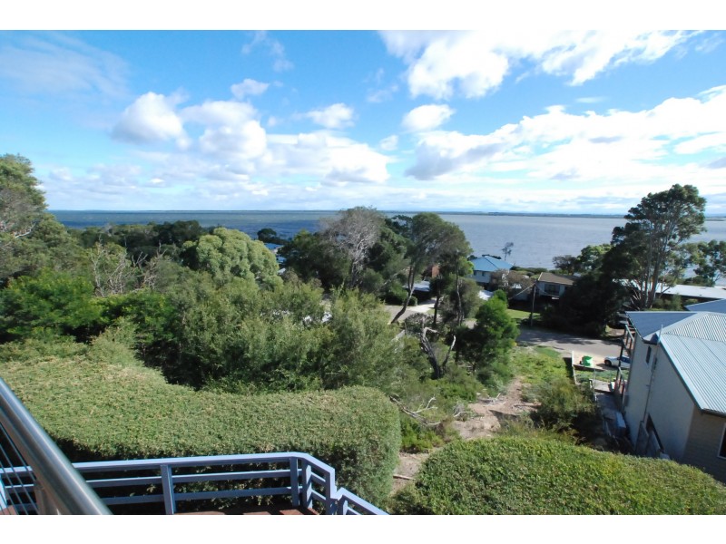 39 Pelican Street, Loch Sport VIC 3851