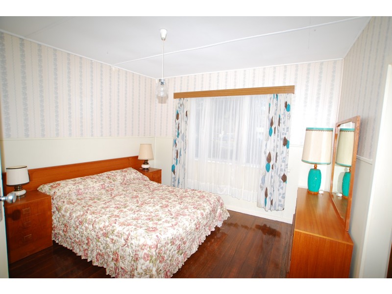 70 National Park Road, Loch Sport VIC 3851