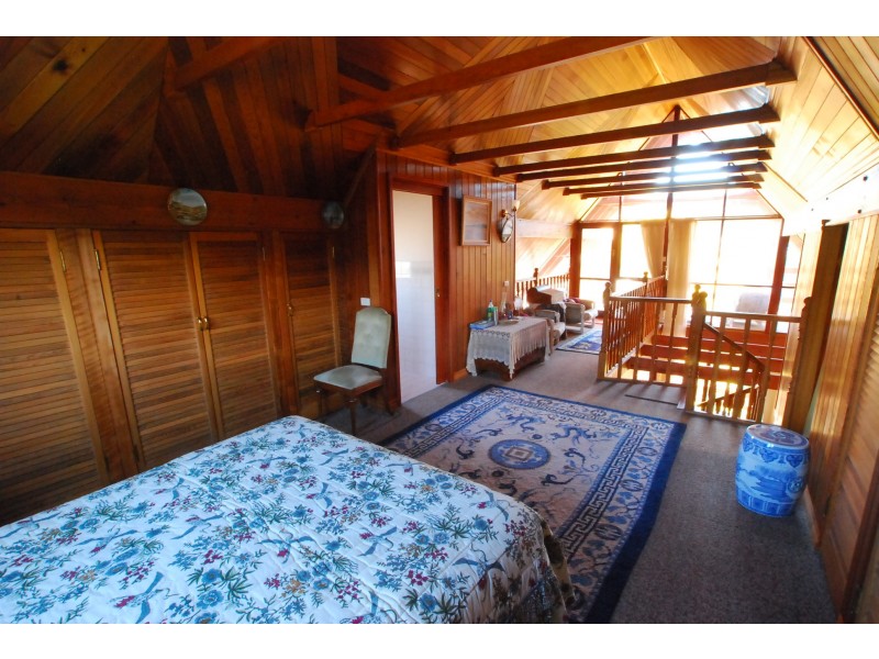 42 Seagull Drive, Loch Sport VIC 3851