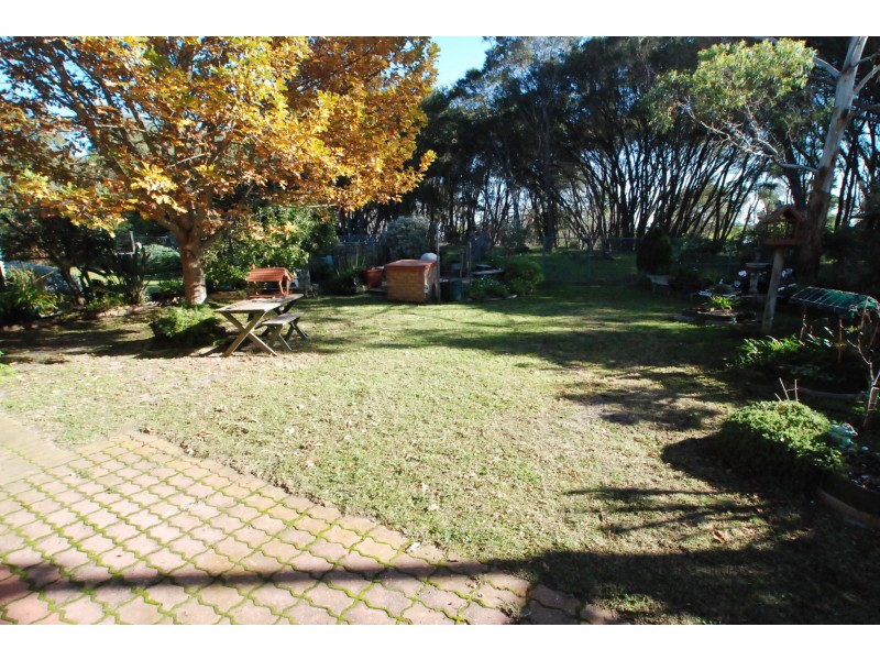 42 Seagull Drive, Loch Sport VIC 3851