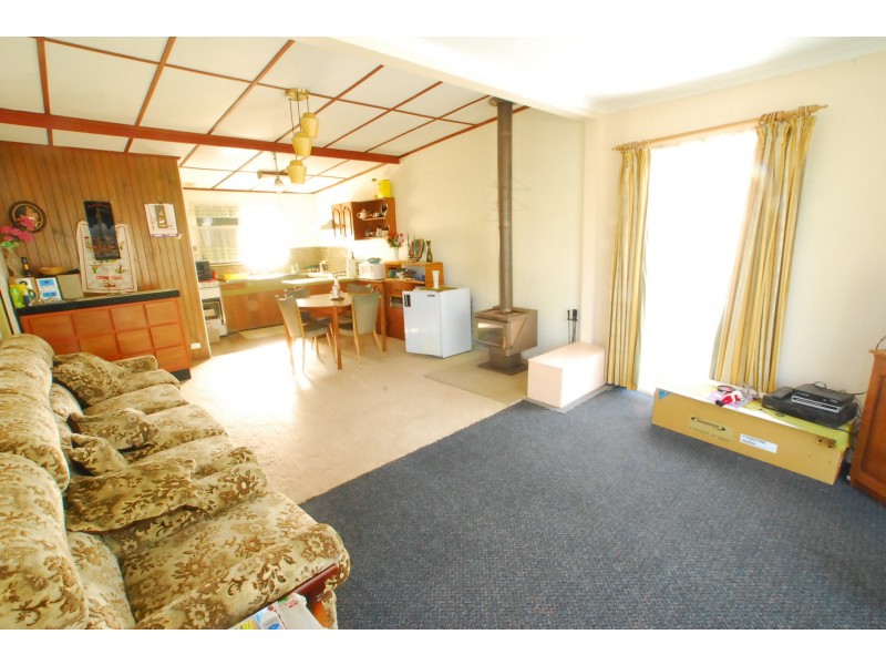 3 Sandra Court, Loch Sport VIC 3851