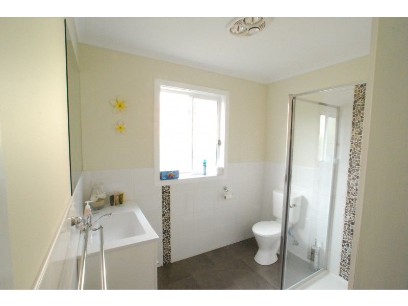 5 Bluff Drive, Loch Sport VIC 3851