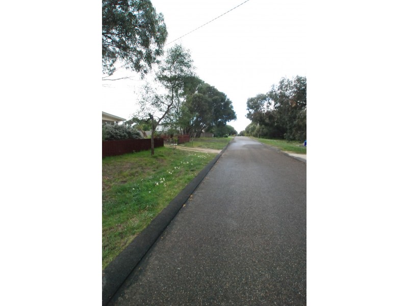 56 Banksia Street, Loch Sport VIC 3851