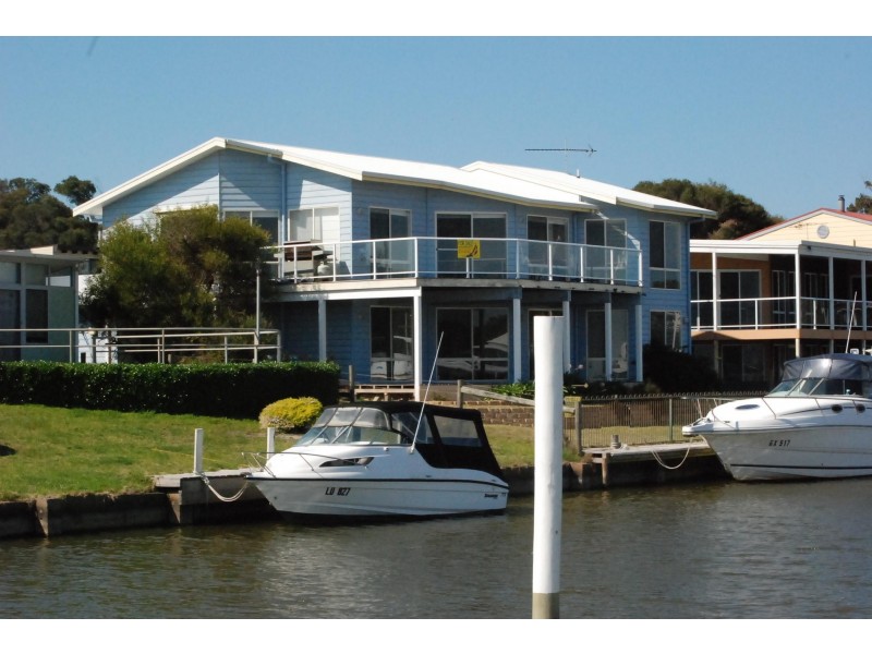 33 Marina Drive, Loch Sport VIC 3851