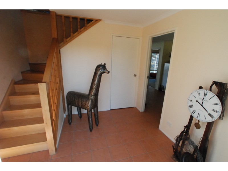 33 Marina Drive, Loch Sport VIC 3851