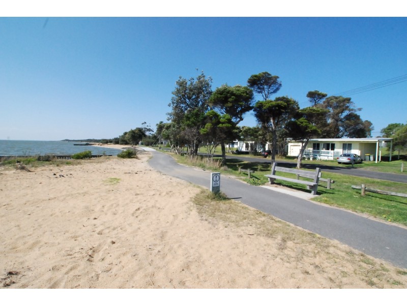 58 Victoria Parade, Loch Sport VIC 3851