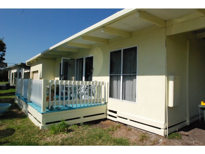 58 Victoria Parade, Loch Sport VIC 3851