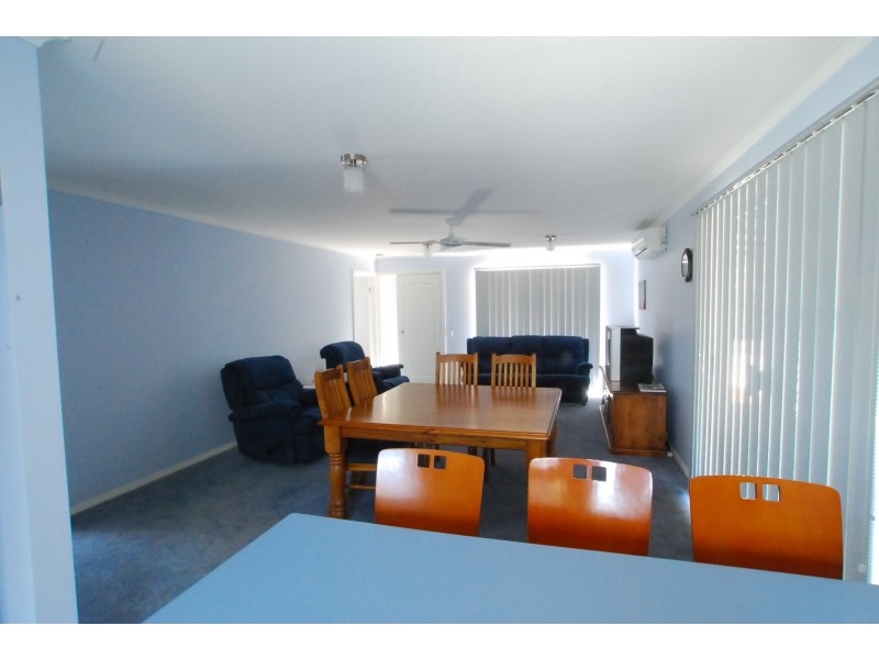 72 Toorak Avenue, Loch Sport VIC 3851