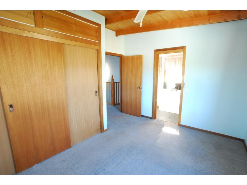 46 Kangaroo Street, Loch Sport VIC 3851