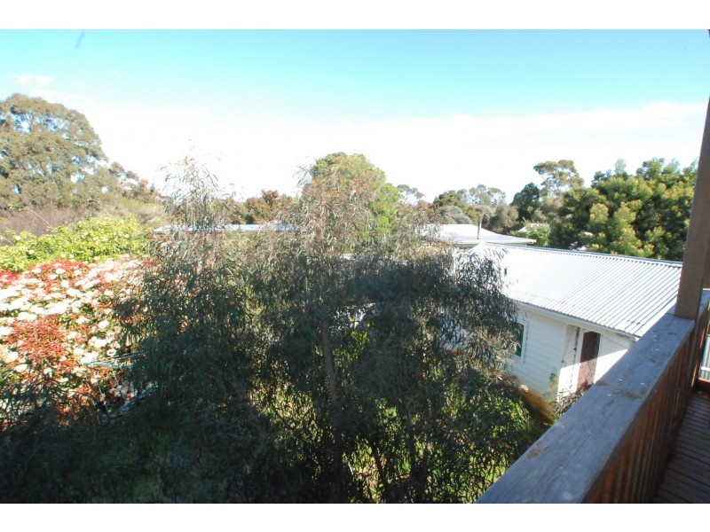 46 Kangaroo Street, Loch Sport VIC 3851