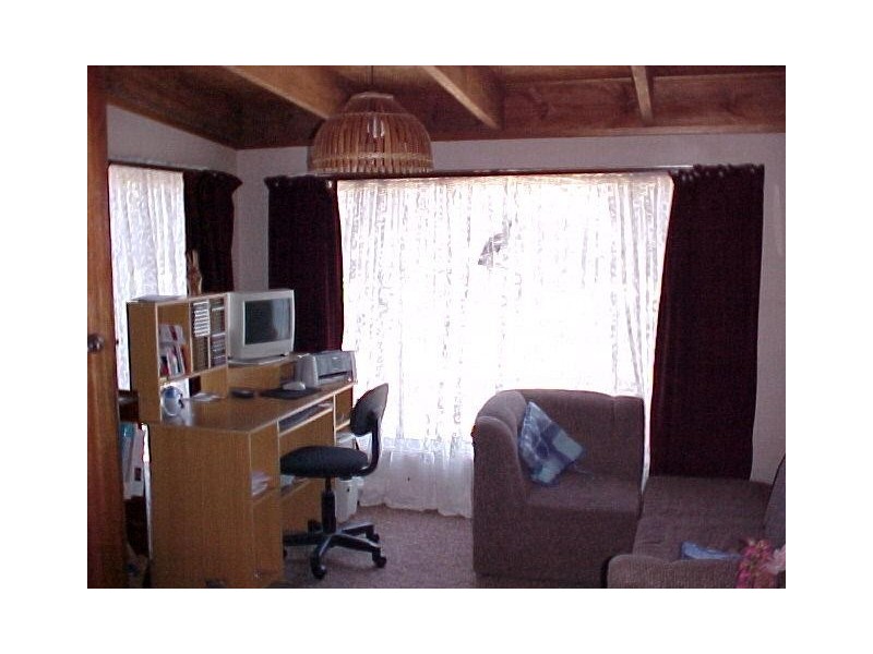 298 National Park Road, Loch Sport VIC 3851