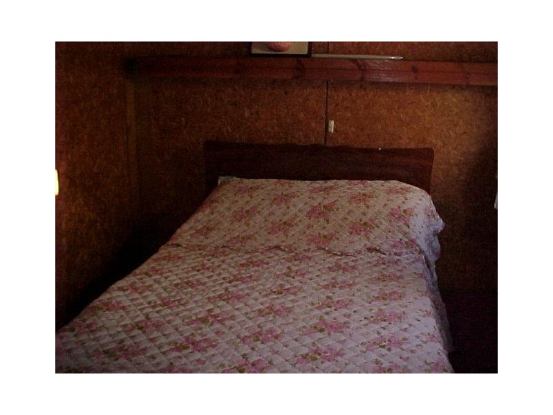 43 Centre Road, Loch Sport VIC 3851