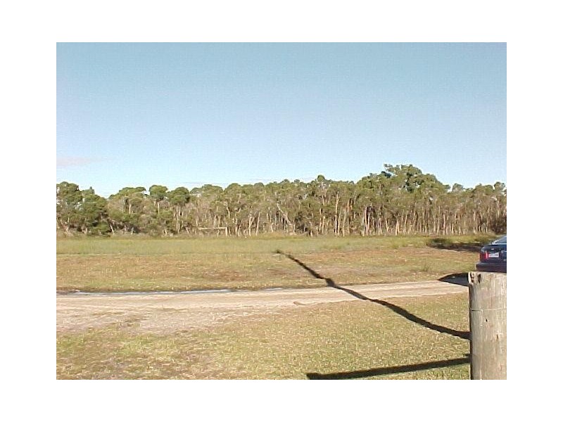 43 Centre Road, Loch Sport VIC 3851