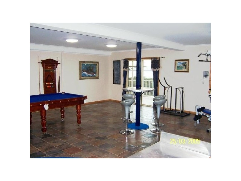 75 Wattle Grove, Loch Sport VIC 3851