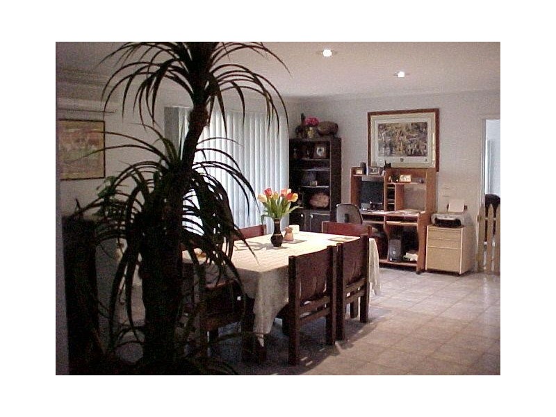 124 National Park Road, Loch Sport VIC 3851