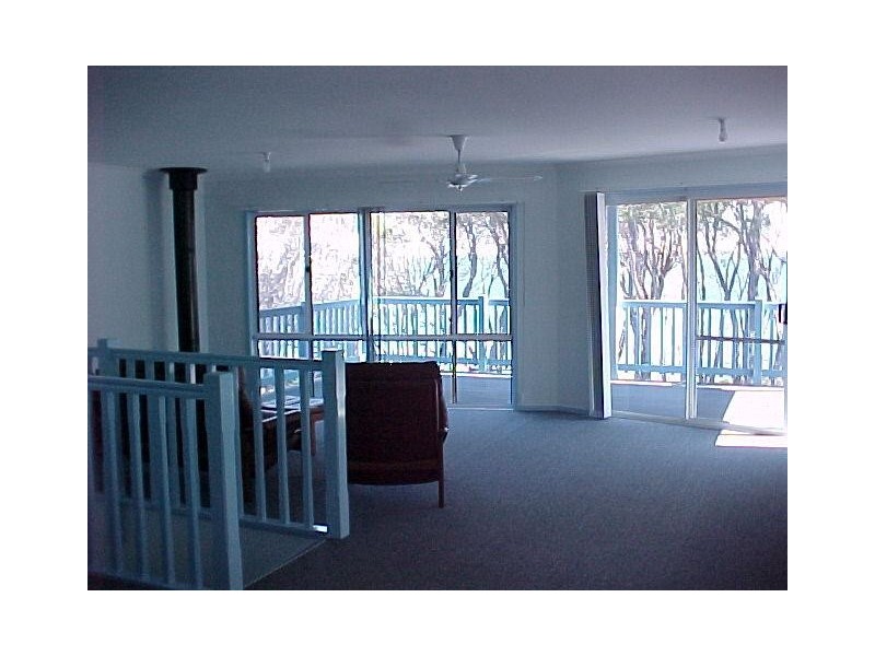 25 Victoria Street, Loch Sport VIC 3851