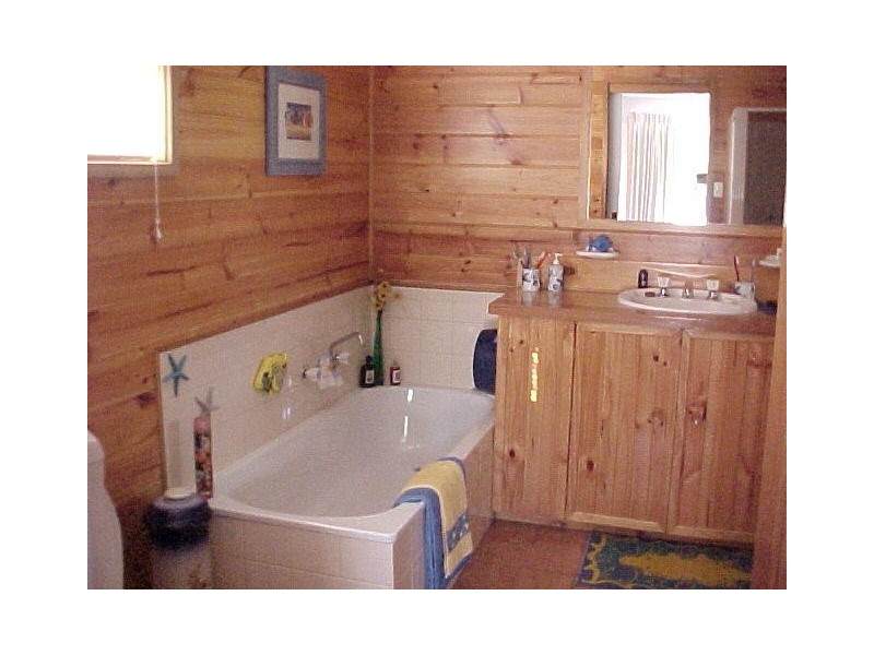 92 Sanctuary Road, Loch Sport VIC 3851