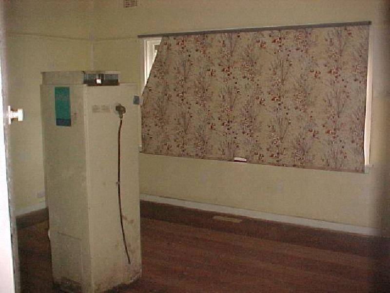 4 White Crescent, Loch Sport VIC 3851