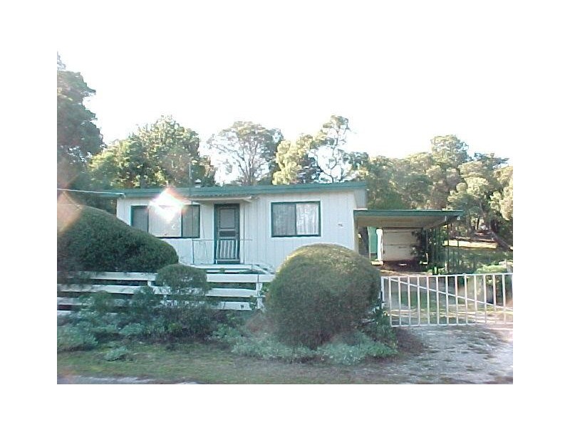 27 Echidna Street, Loch Sport VIC 3851