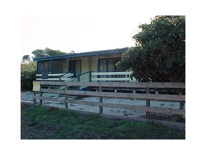 153 National Park Road, Loch Sport VIC 3851